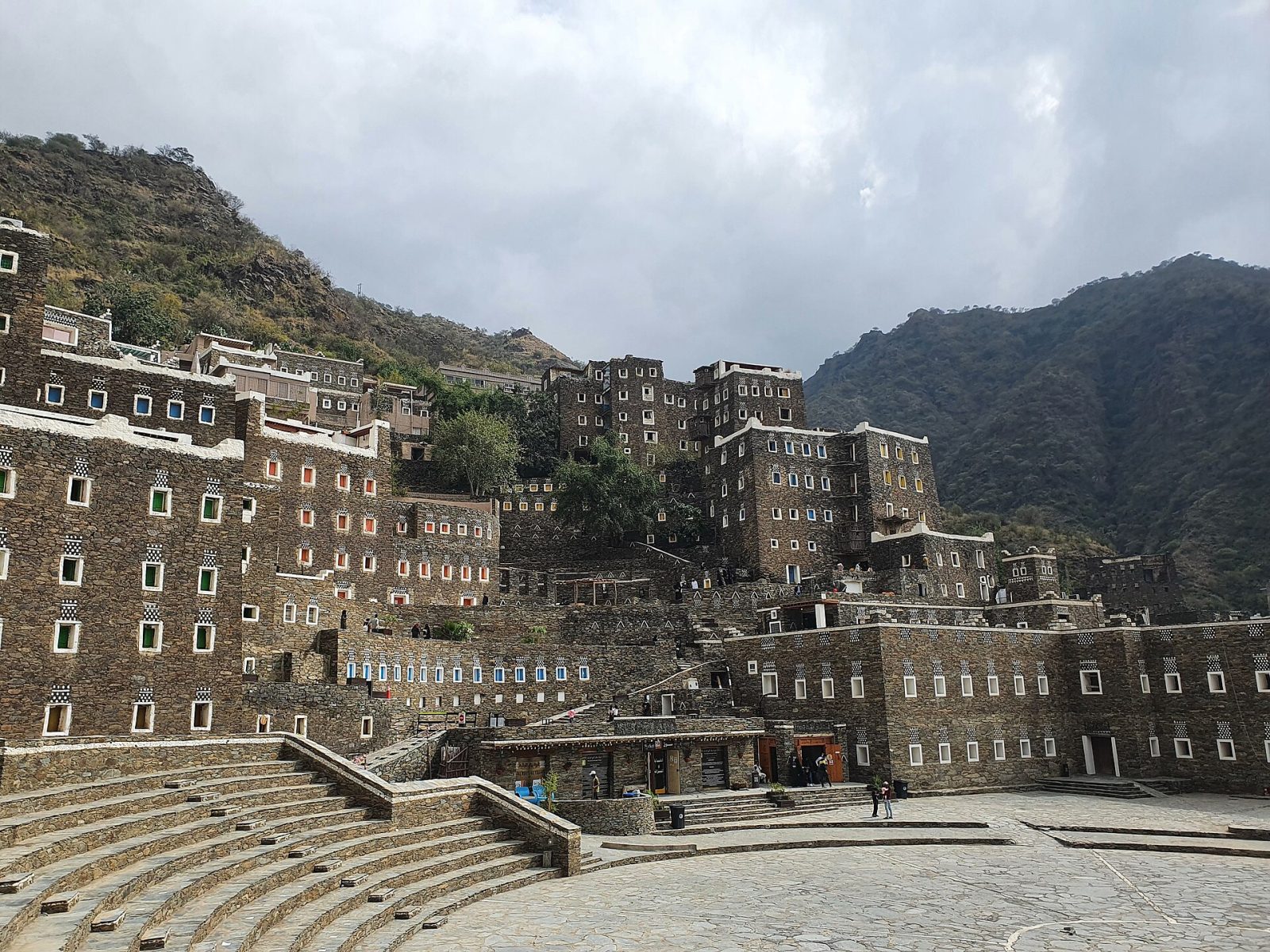The Asir Highlands in 3 Days: Abha, Rijal Almaa and Dhi Ain