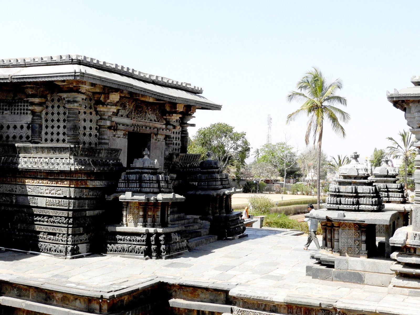 Hoysaleswara Temple, Halebidu