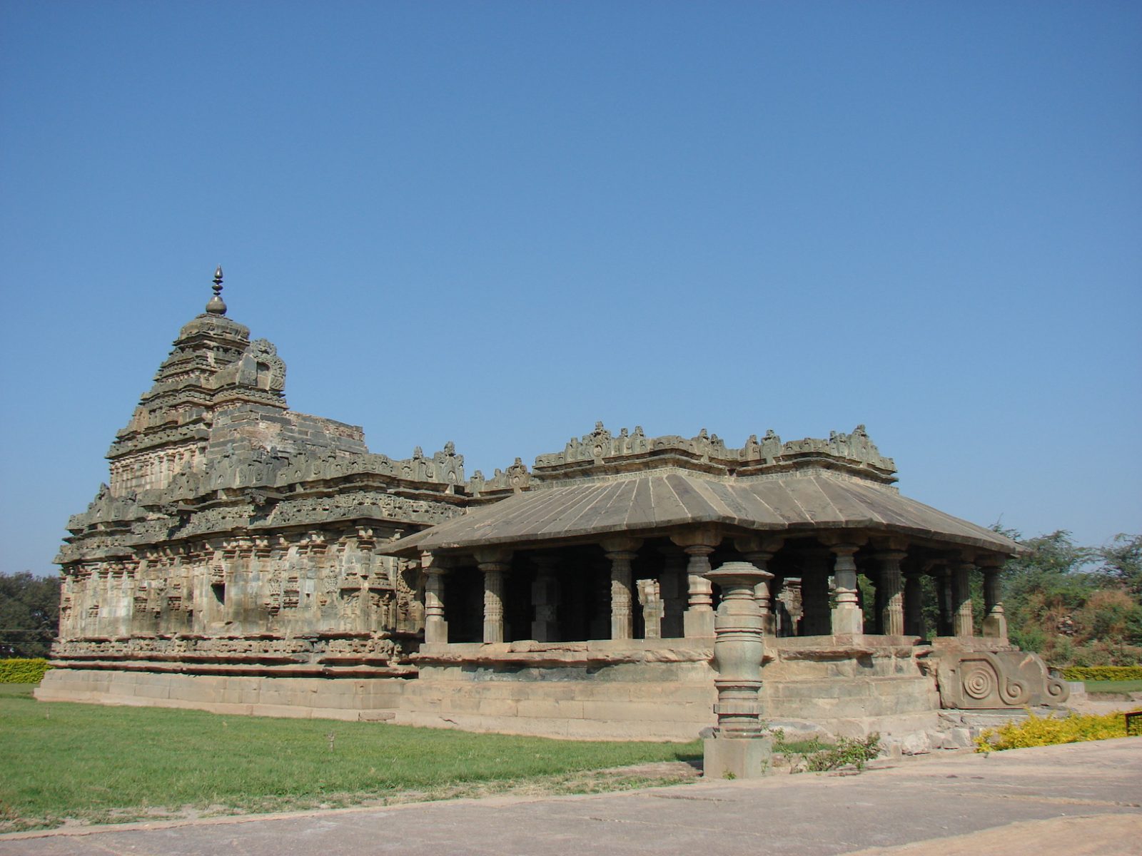 Lakkundi Temples