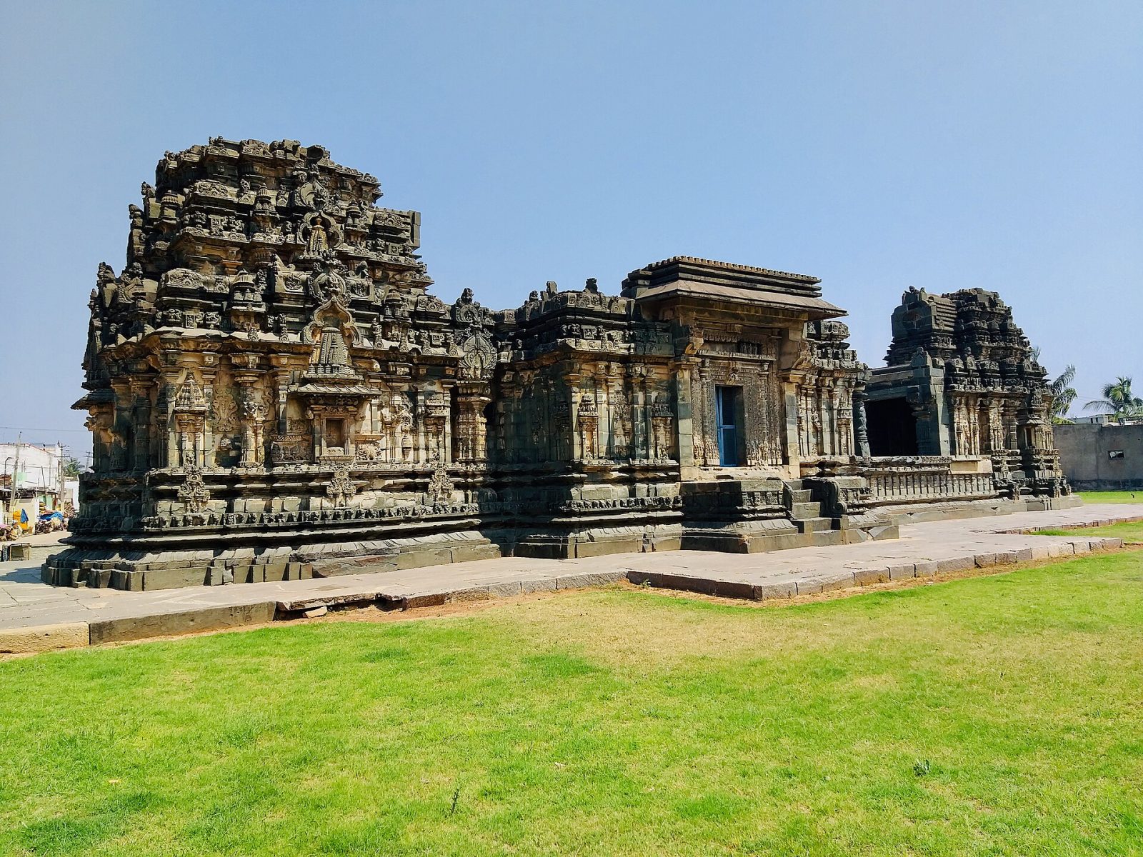 Lakkundi Temples