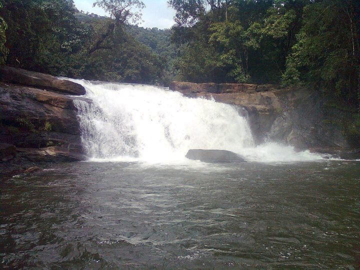 Thommankuthu Waterfalls
