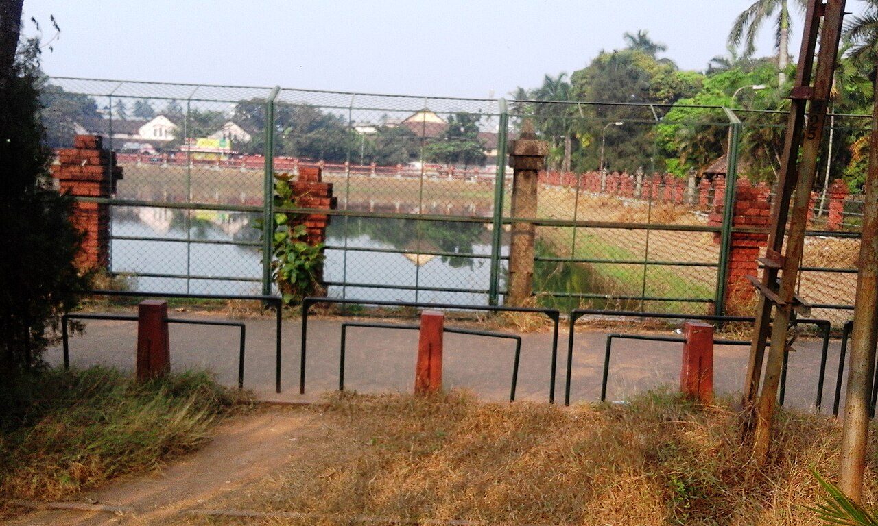 Mananchira Square