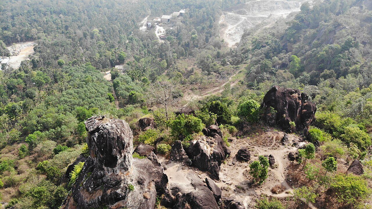Phantom Rock