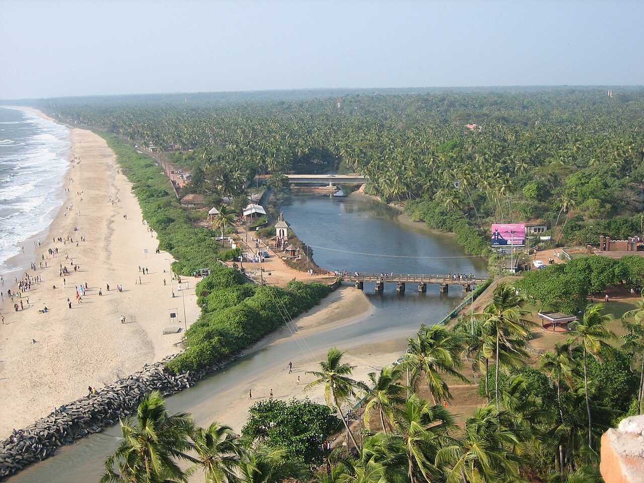 Payyambalam Beach