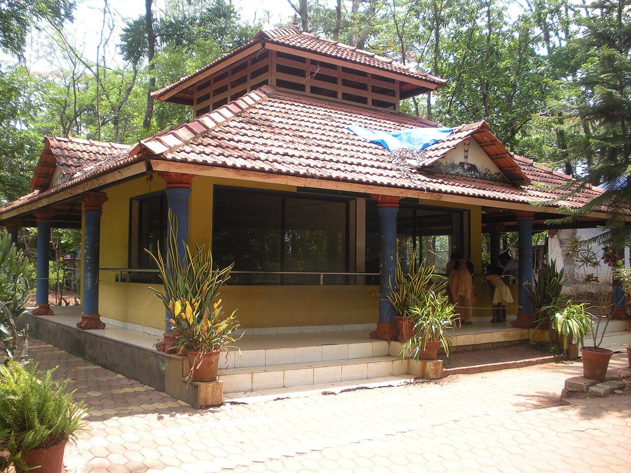 Parassinikkadavu Muthappan Temple