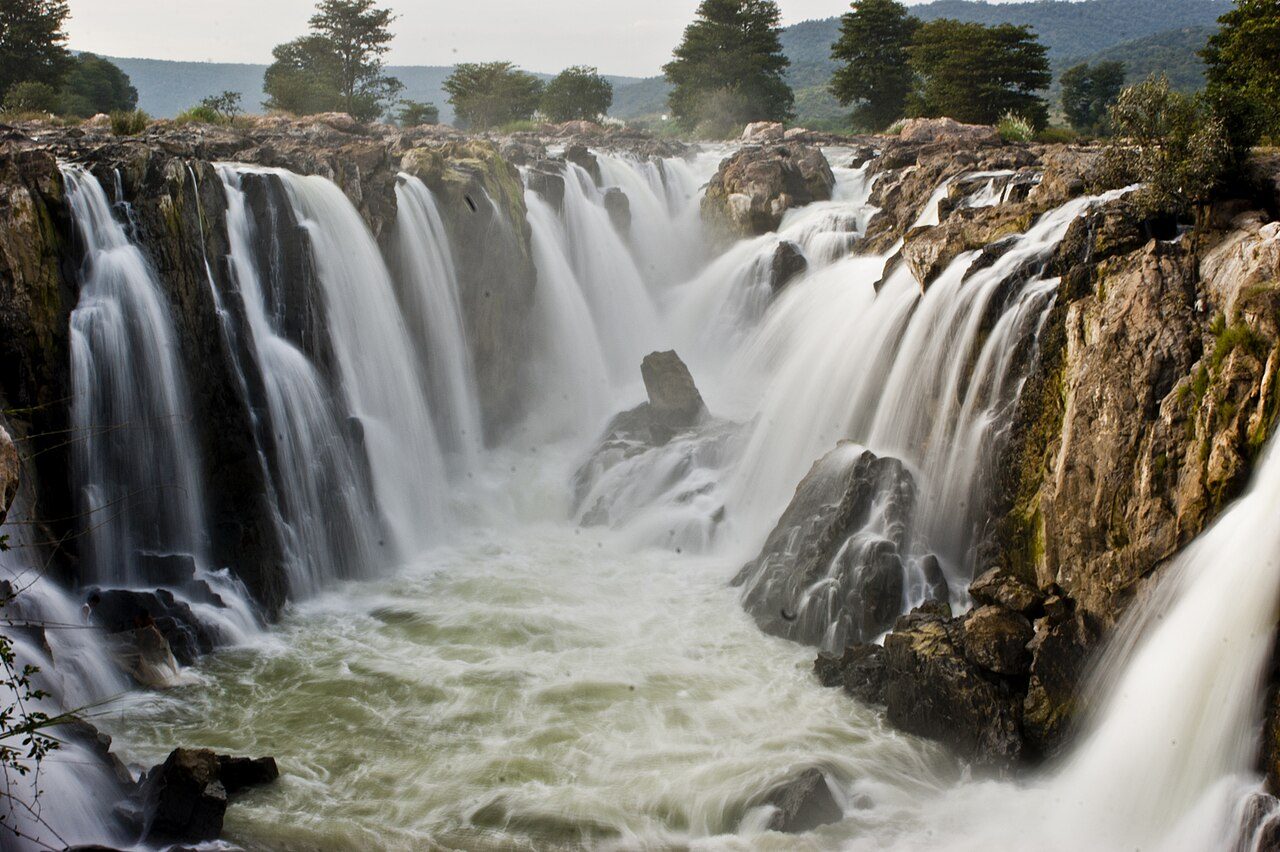 Yercaud, Hogenakkal & Krishnagiri: Hills, Falls and Forts in 3 Days