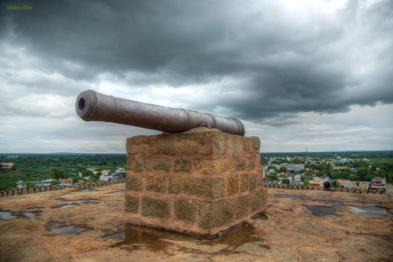 Thirumayam Fort
