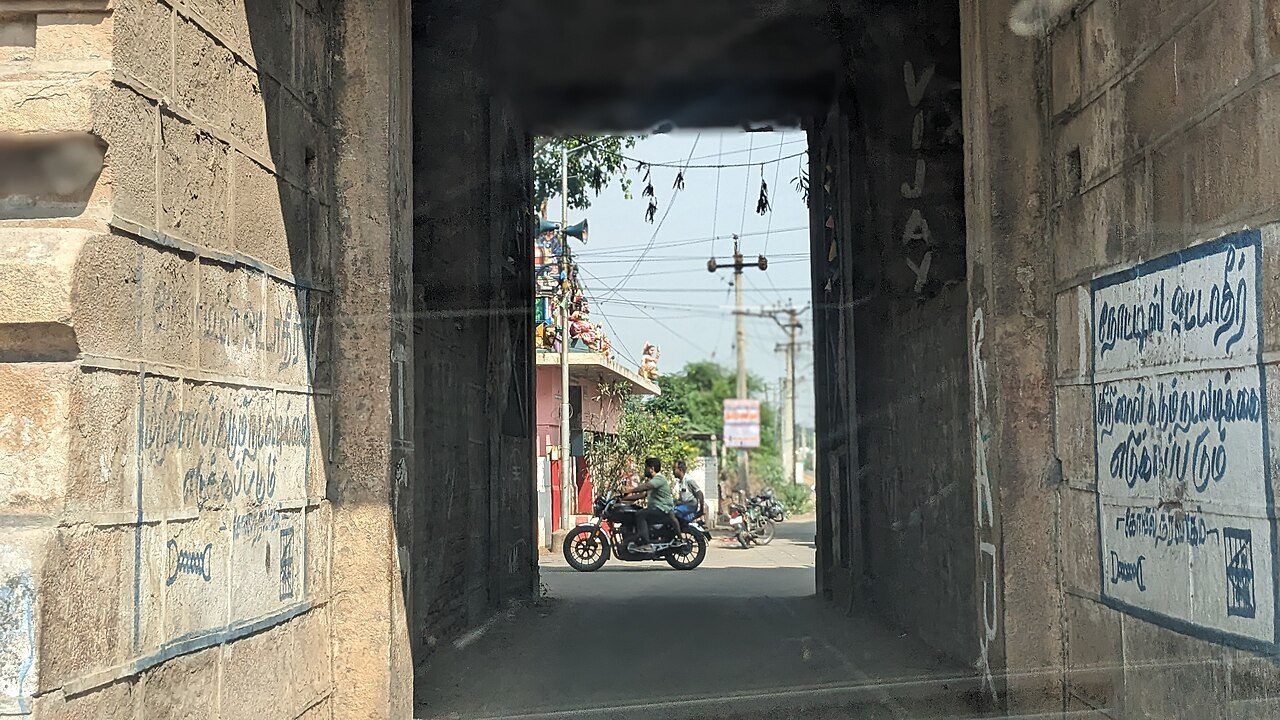 Jambukeswarar Temple Thiruvanaikaval