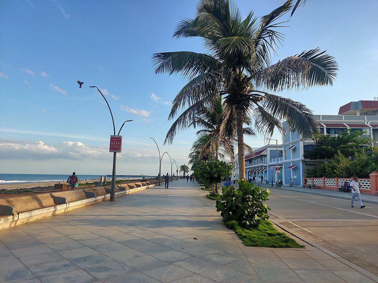 Puducherry and Karaikal in 3 Days: The French Quarter, Auroville's Coast and Thirunallar