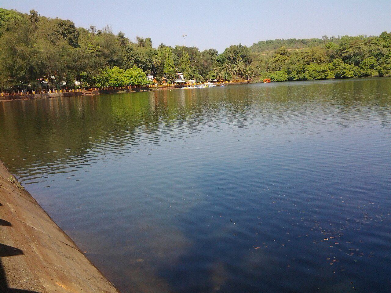 Mayem Lake