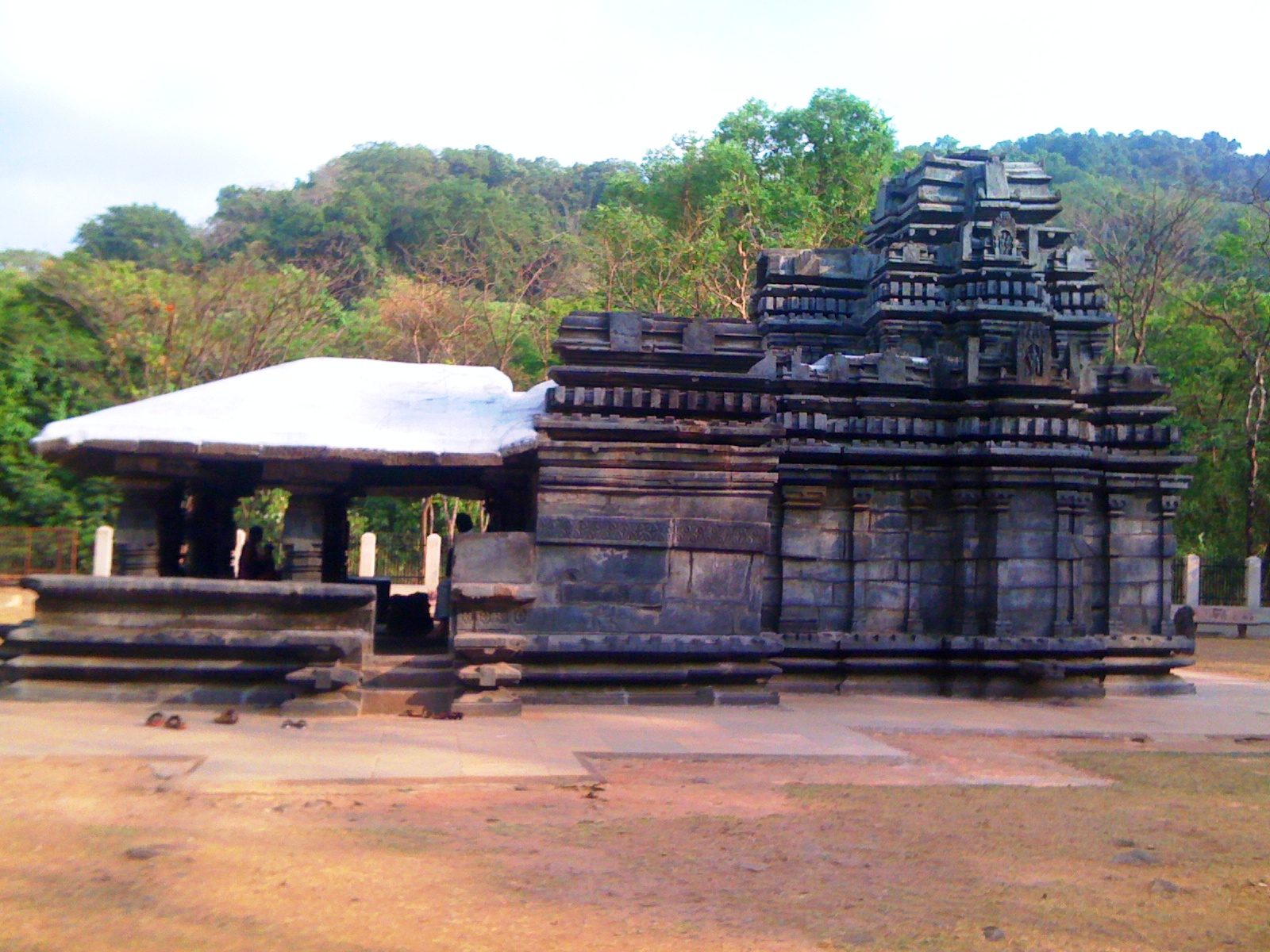 Tambdi Surla Mahadev Temple