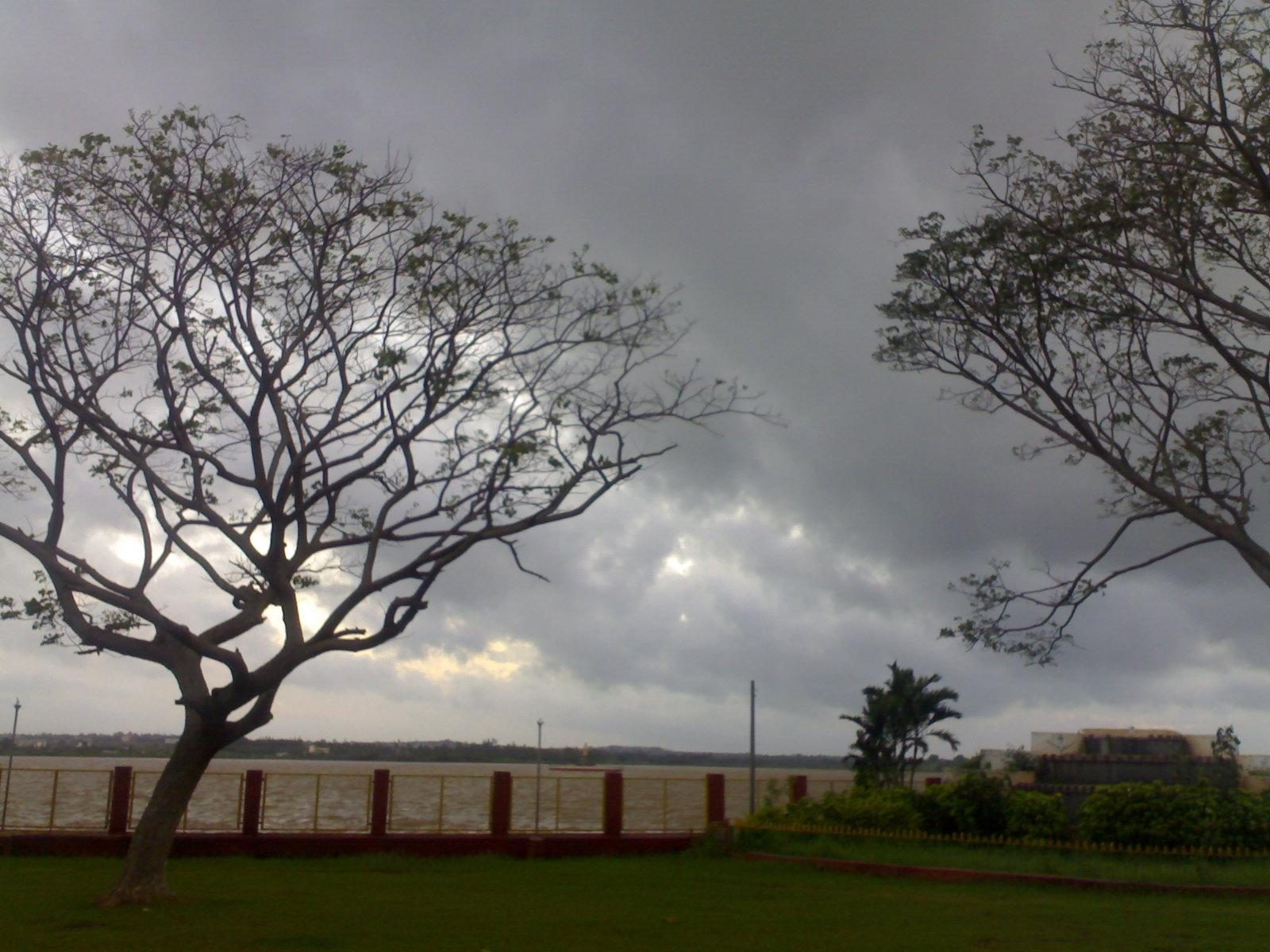 Unkal Lake
