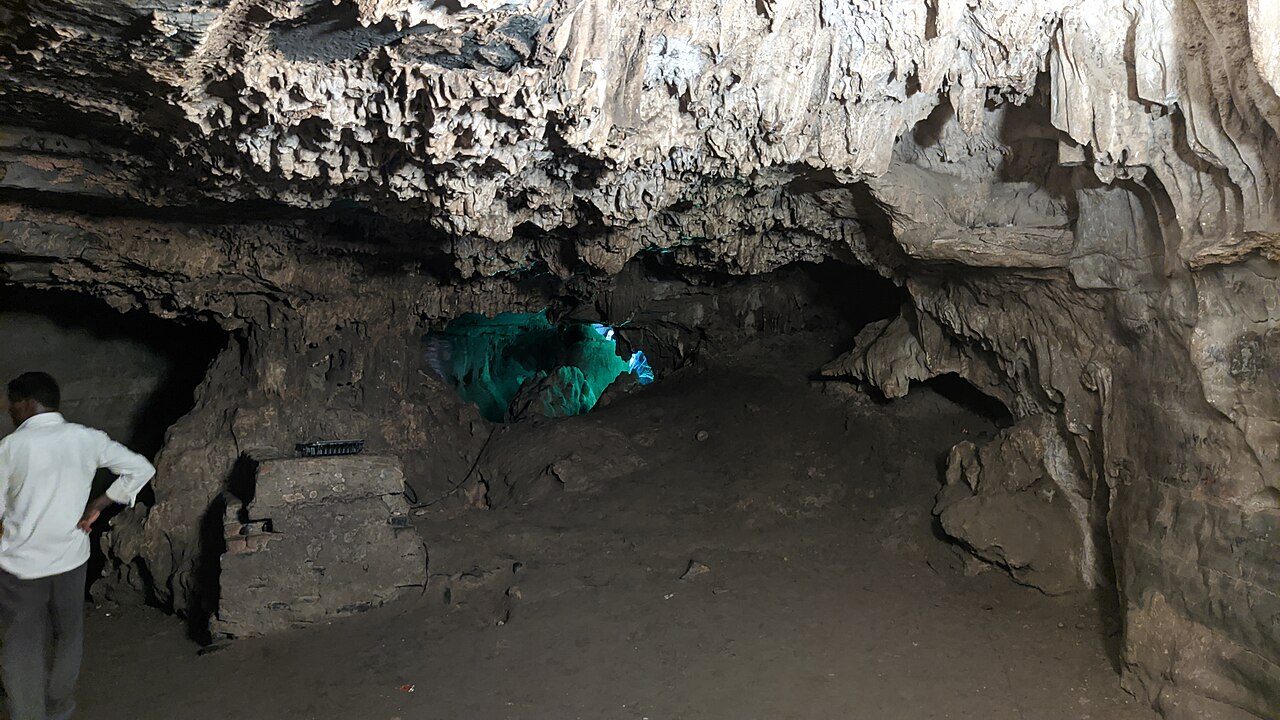 Belum Caves