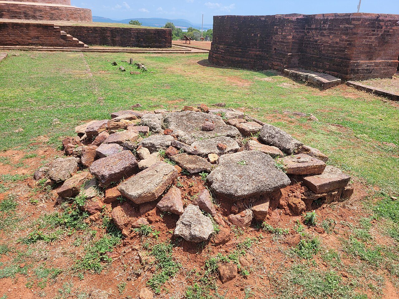 Thotlakonda Buddhist Site