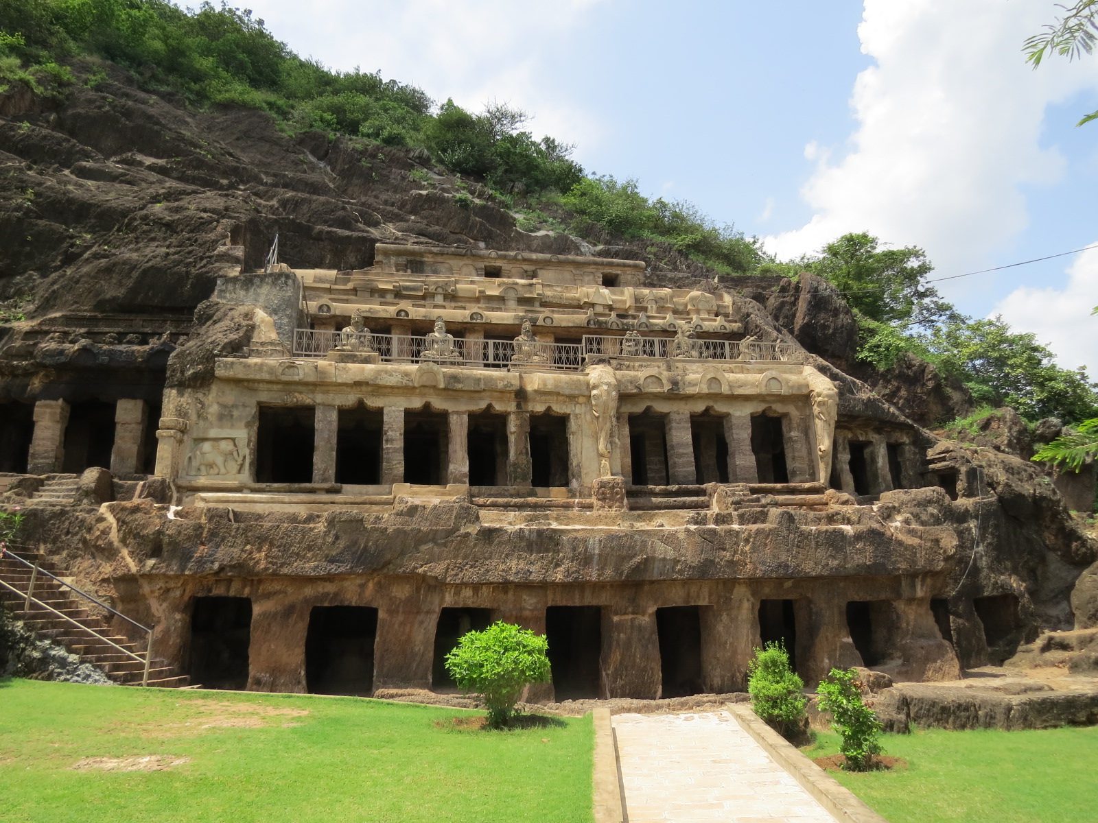 Undavalli Caves