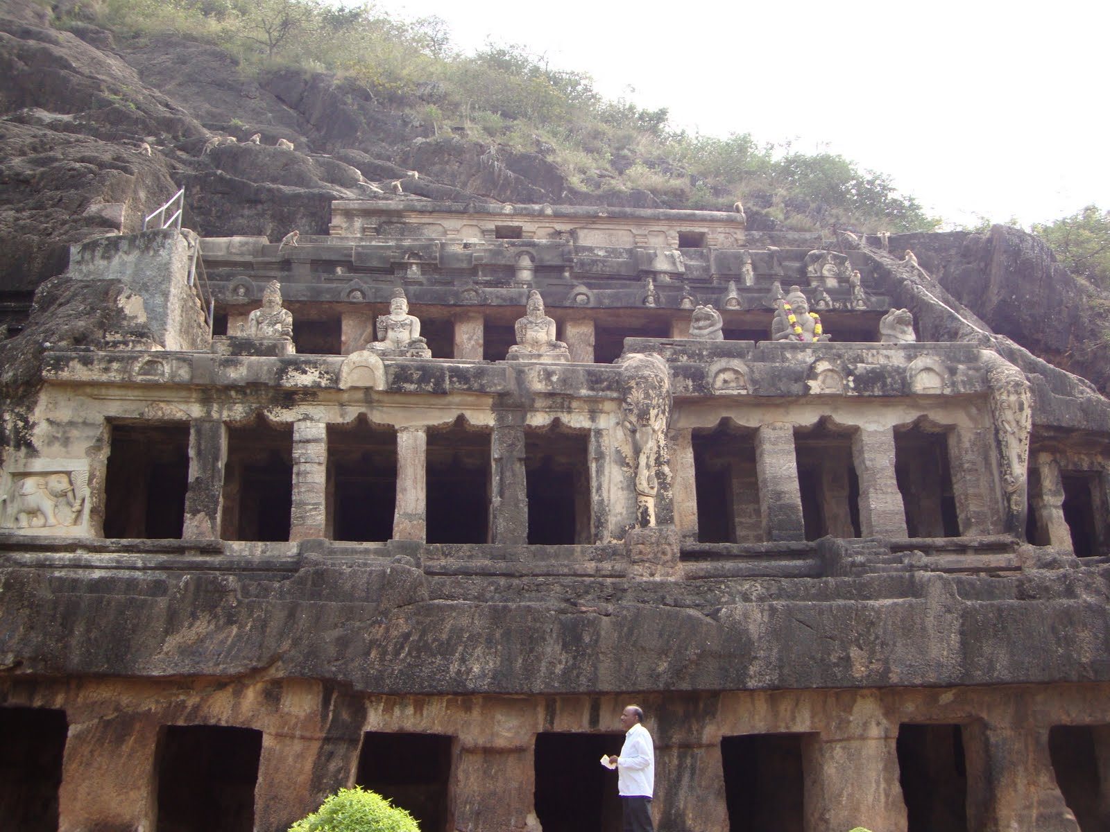 Undavalli Caves