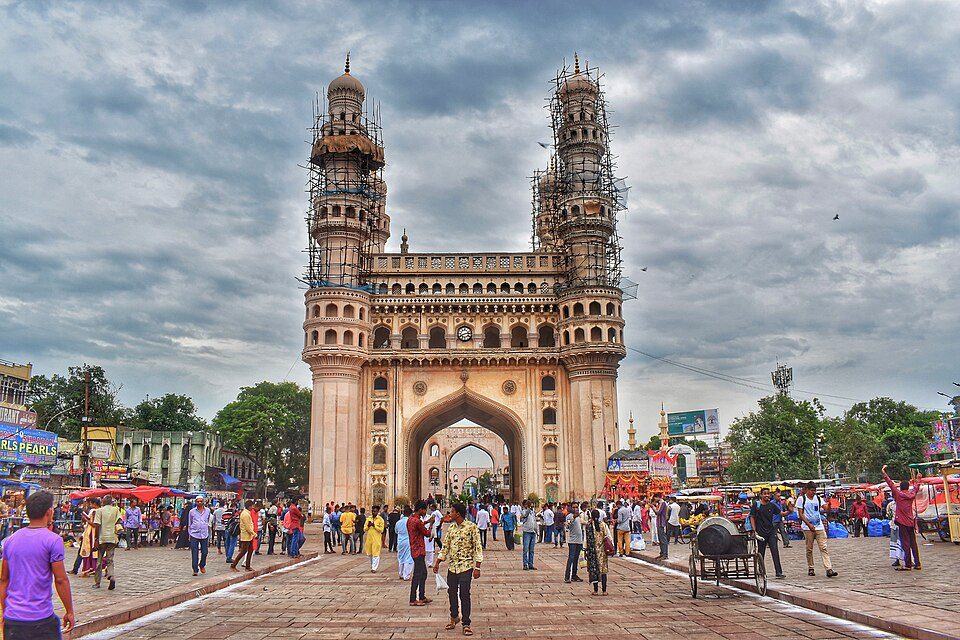 Hyderabad in 3 Days: Charminar, Golconda and Ramoji Film City