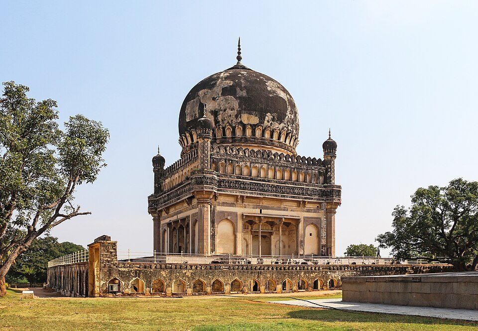 Qutb Shahi Tombs