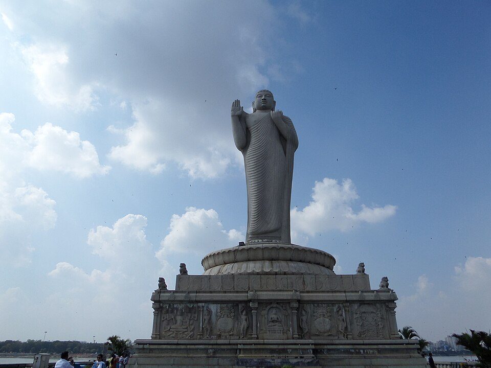 Hussain Sagar Buddha Statue