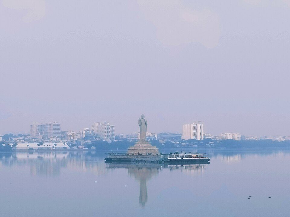 Hussain Sagar Buddha Statue