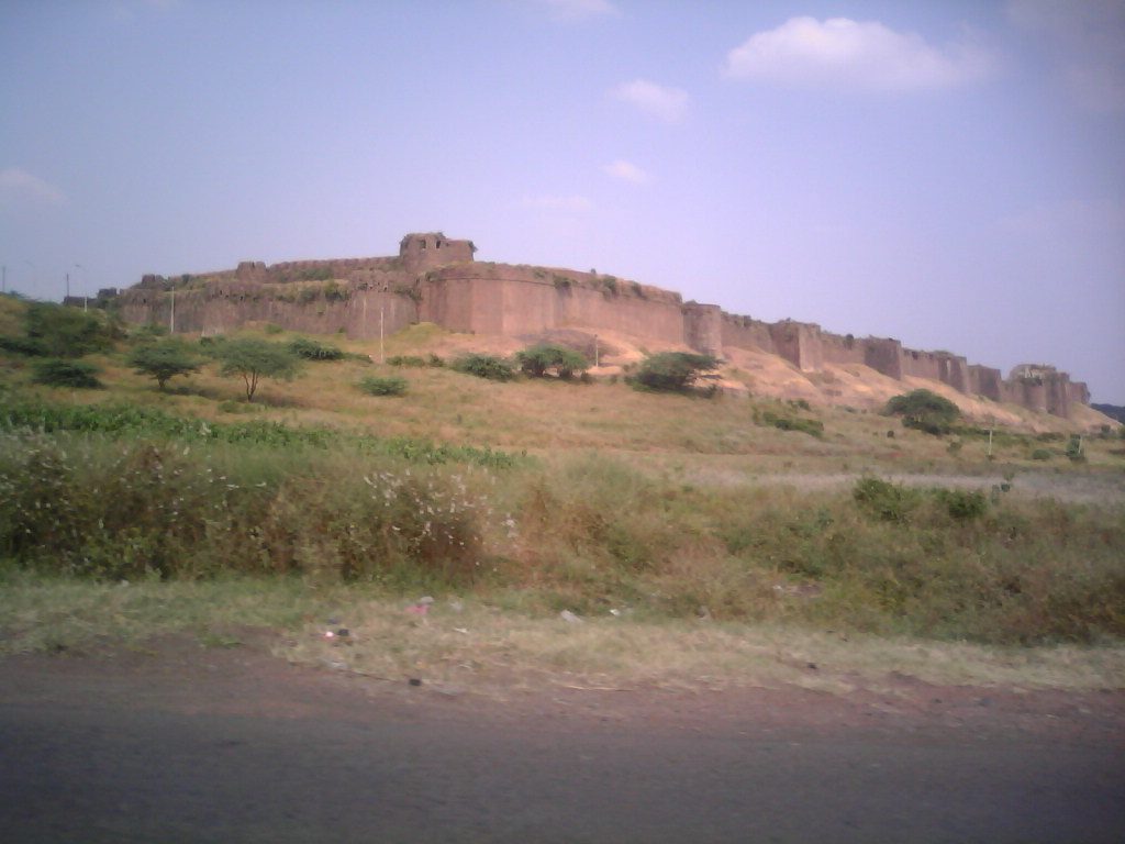Naldurg Fort