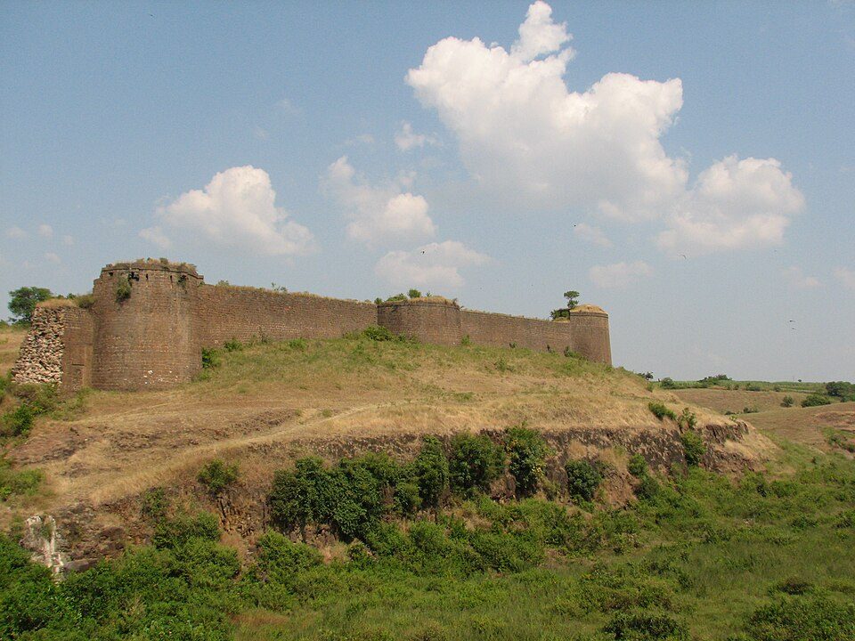 Naldurg Fort
