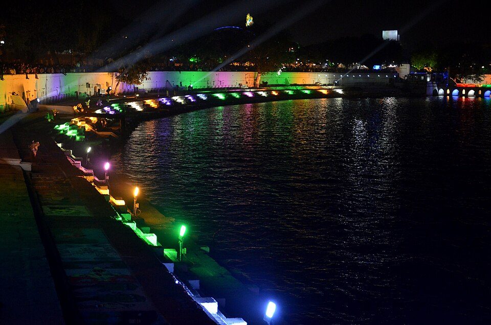 Kankaria Lake