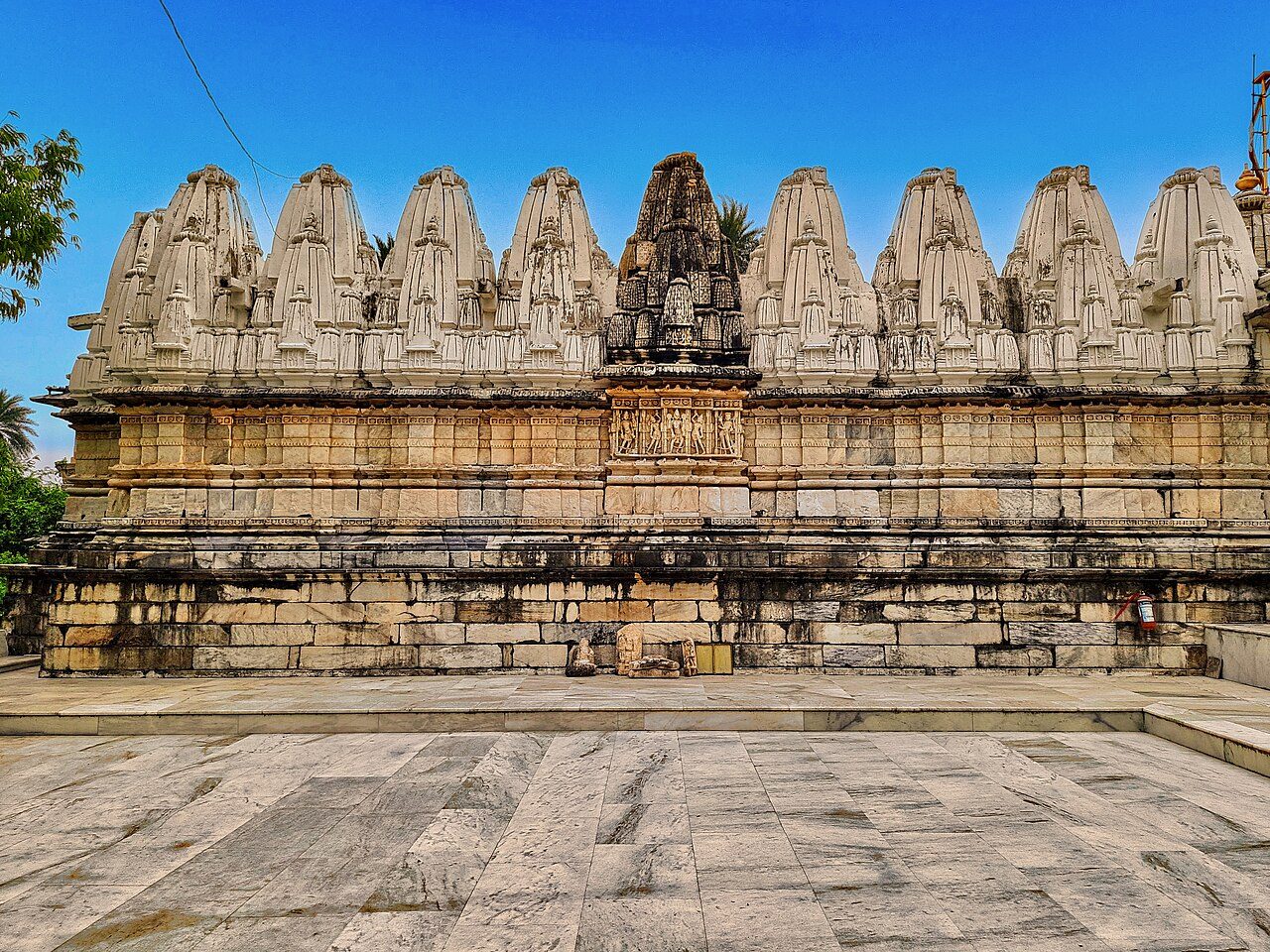 Kumbhariya Jain Temples