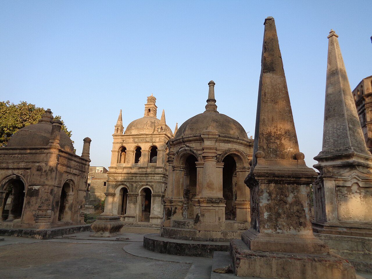 Dutch and Armenian Cemetery Surat