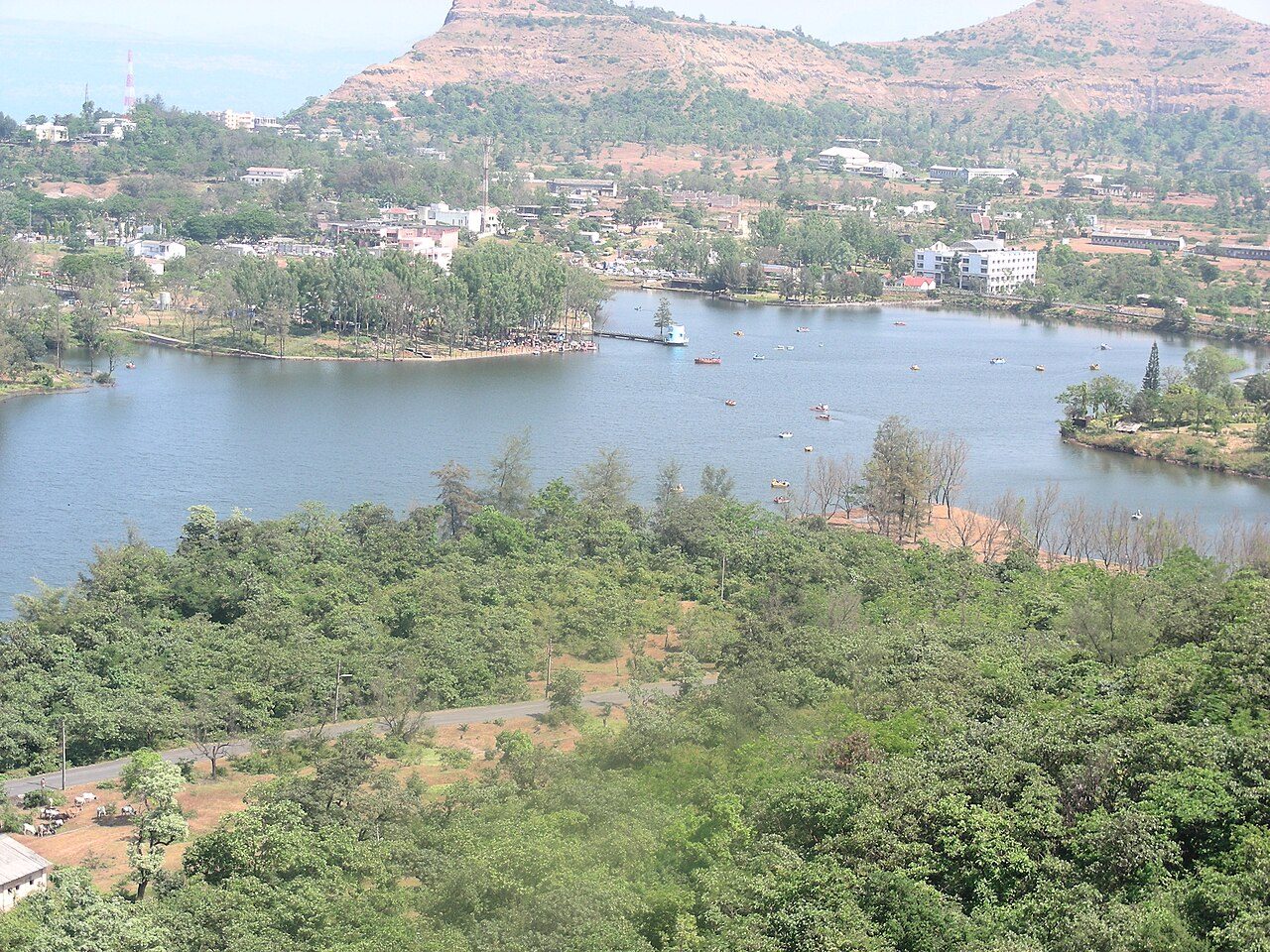 South Gujarat in 3 Days: Surat, Dandi, Udvada and Saputara