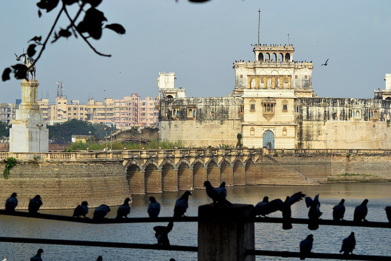Lakhota Lake