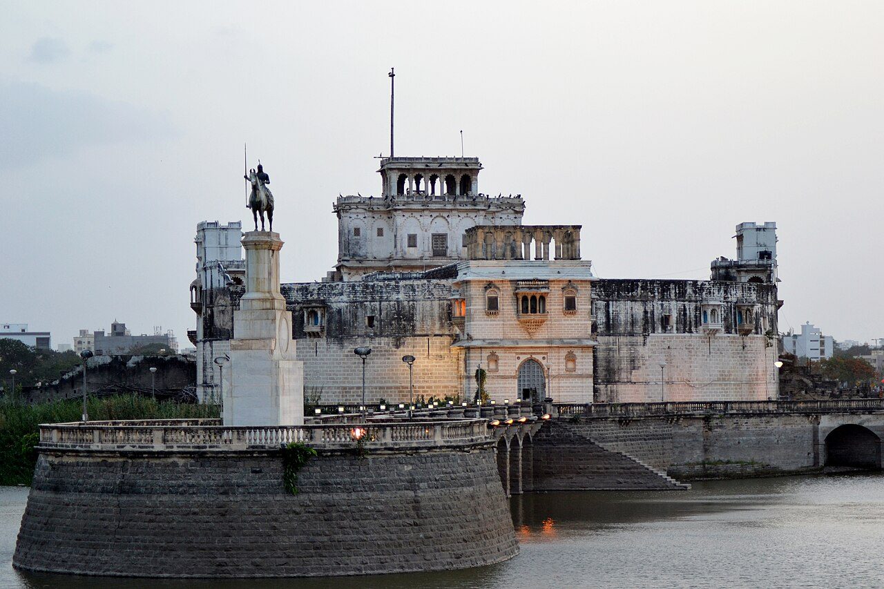 Lakhota Lake