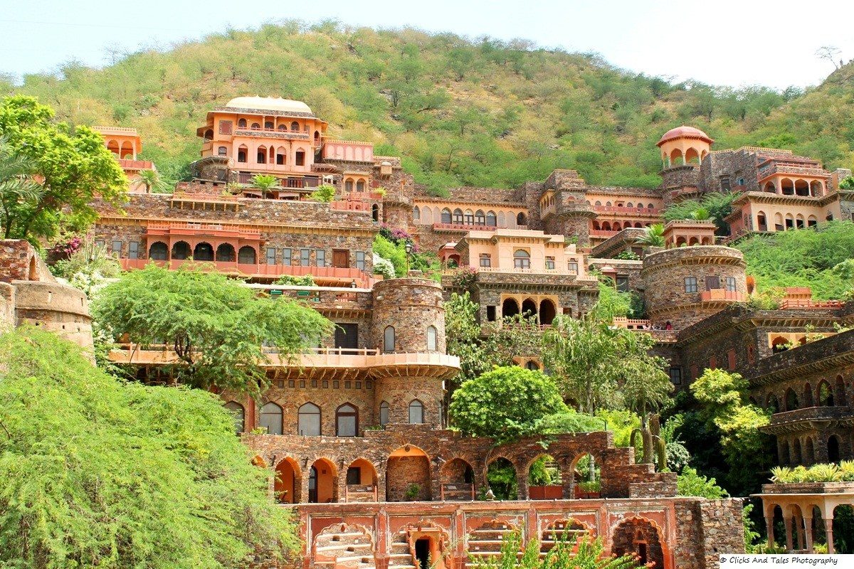 Neemrana Fort