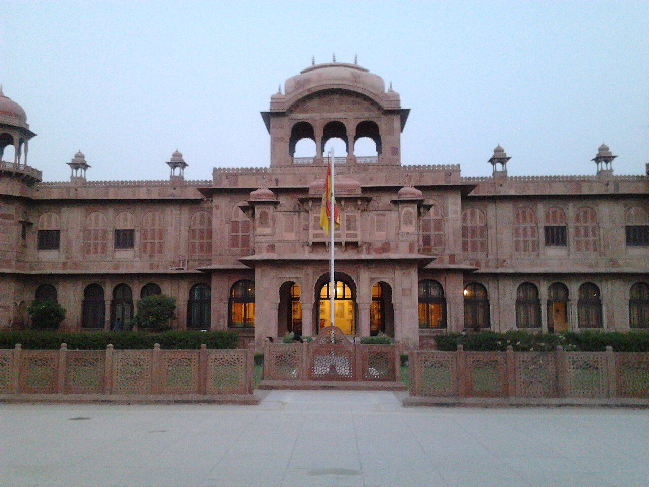 Lalgarh Palace
