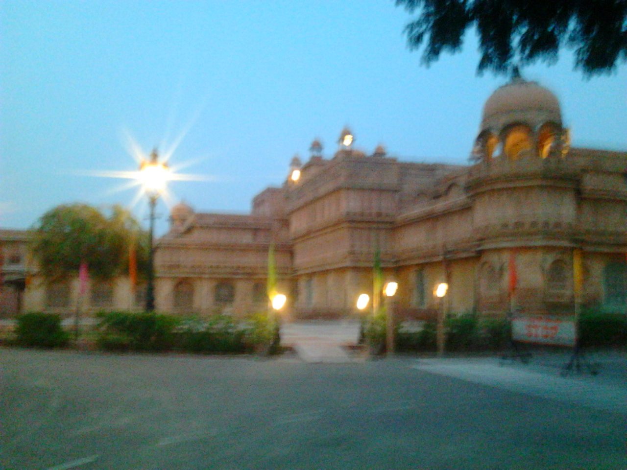 Lalgarh Palace