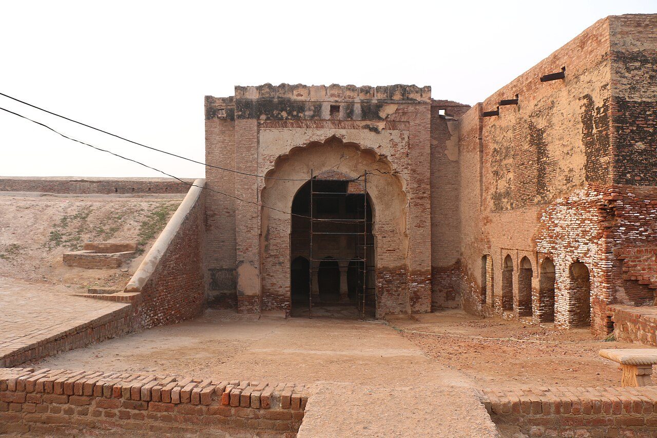 Bhatner Fort