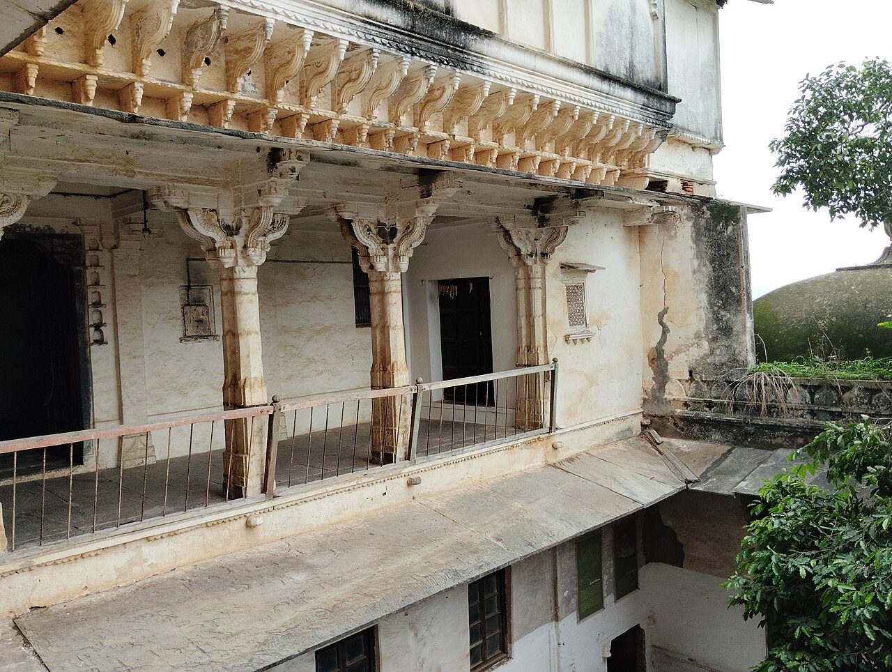 Juna Mahal