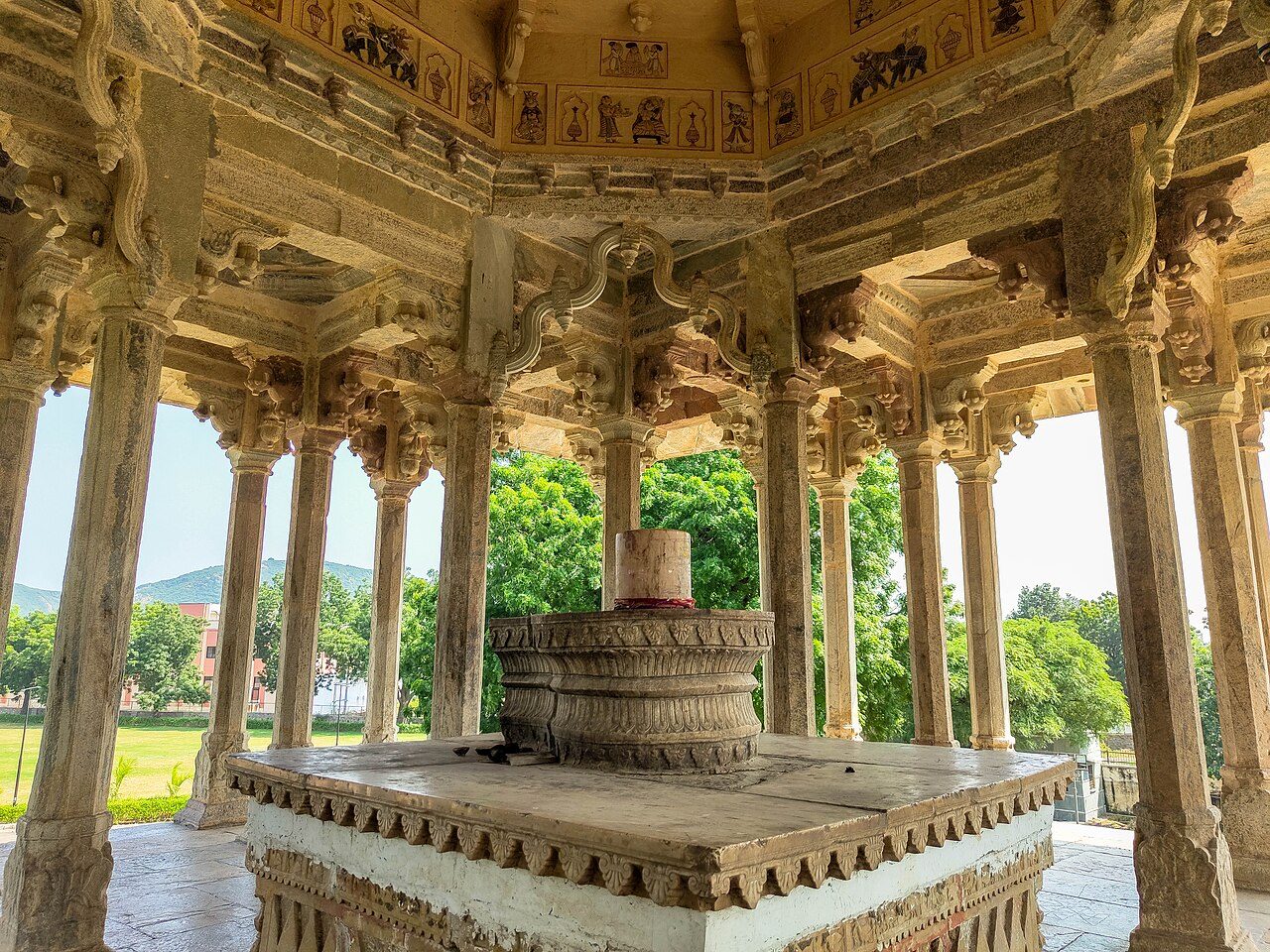 Chaurasi Khambon Ki Chhatri