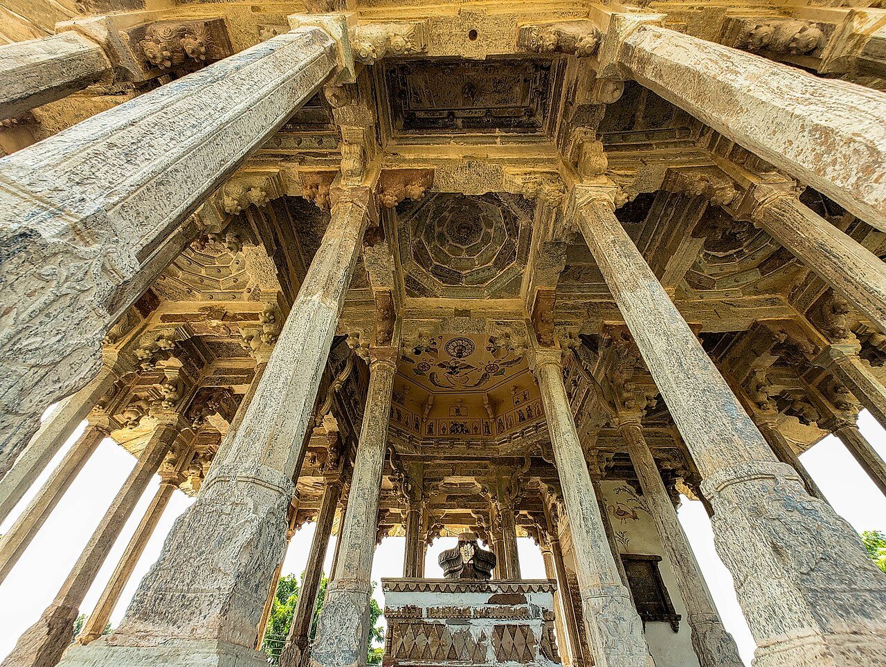 Chaurasi Khambon Ki Chhatri