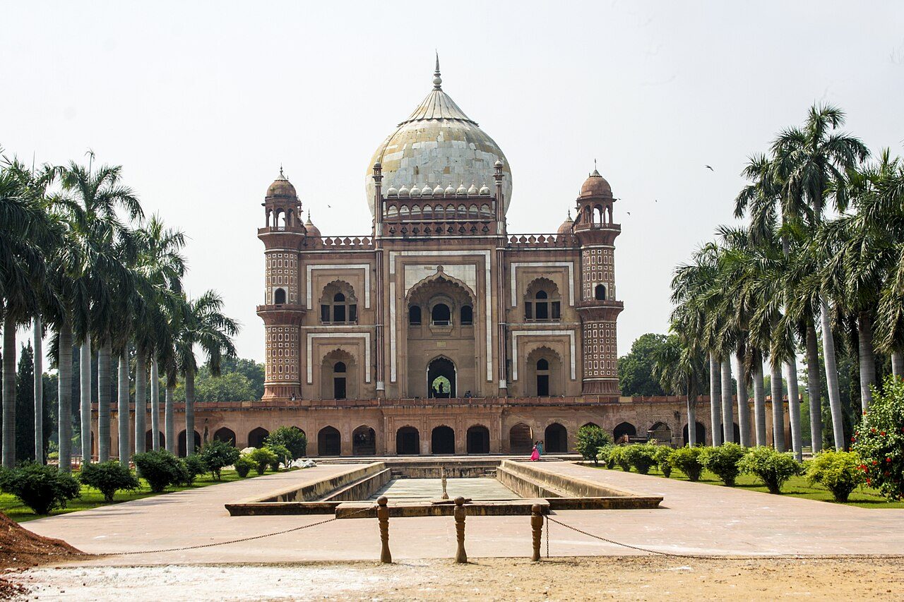 Safdarjung Tomb