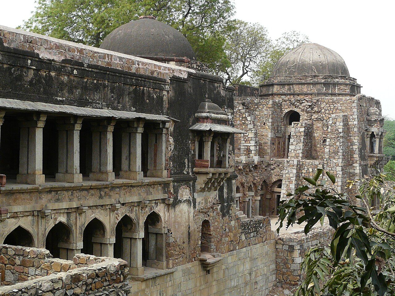 Hauz Khas Complex