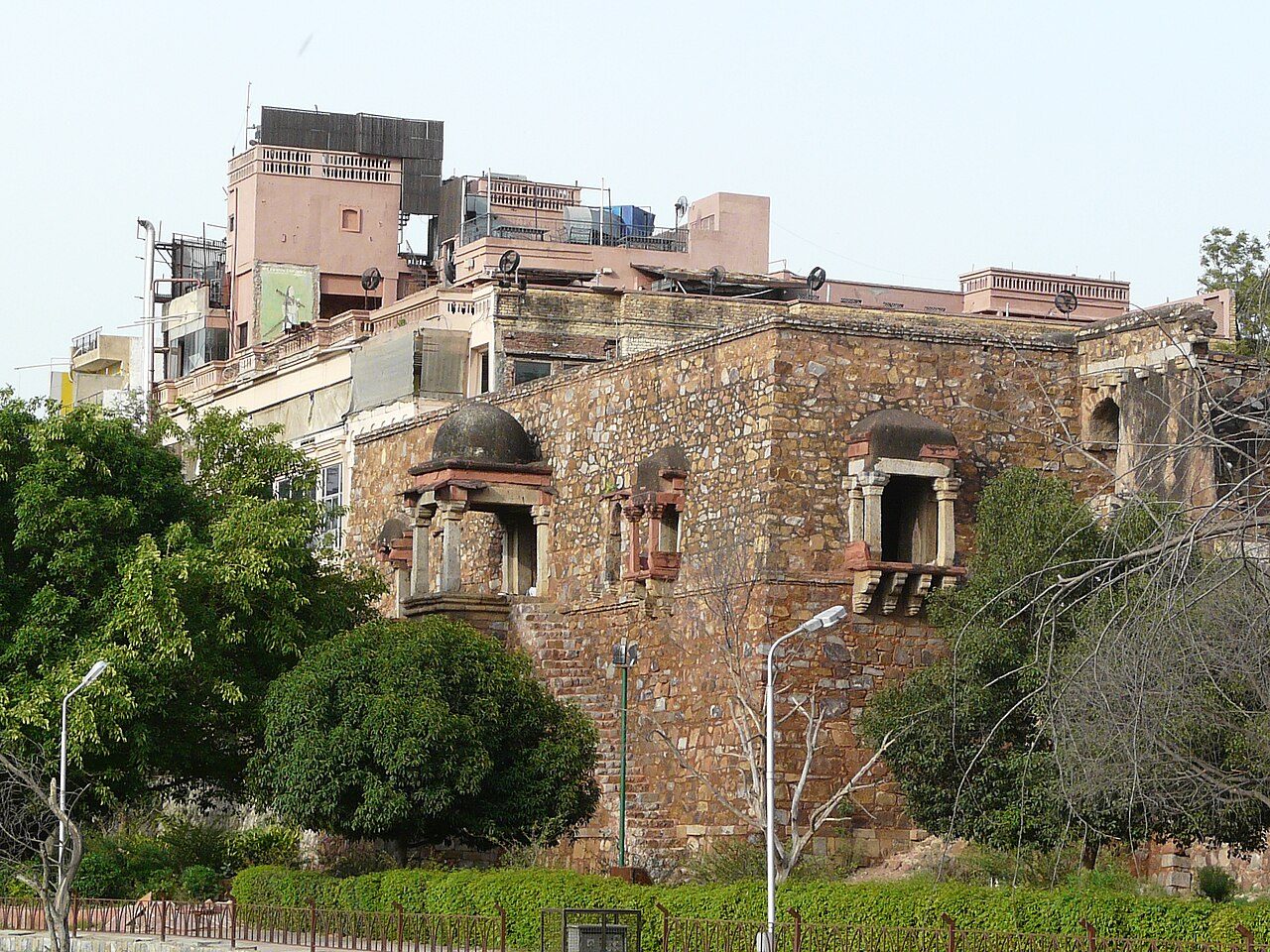 Hauz Khas Complex