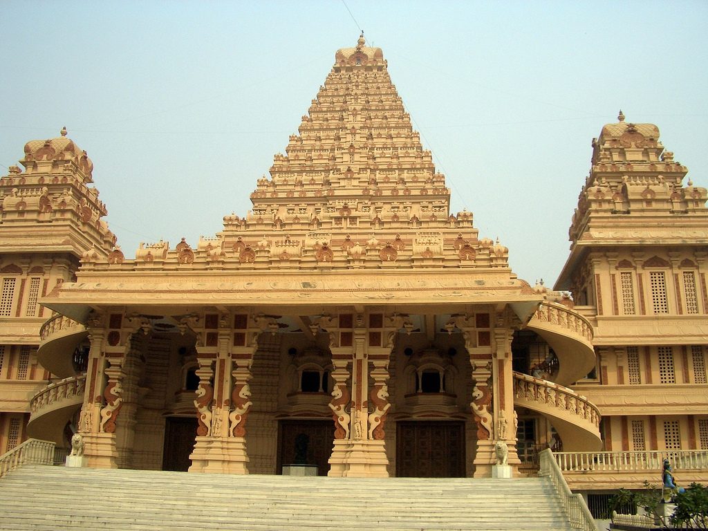 Chhatarpur Temple