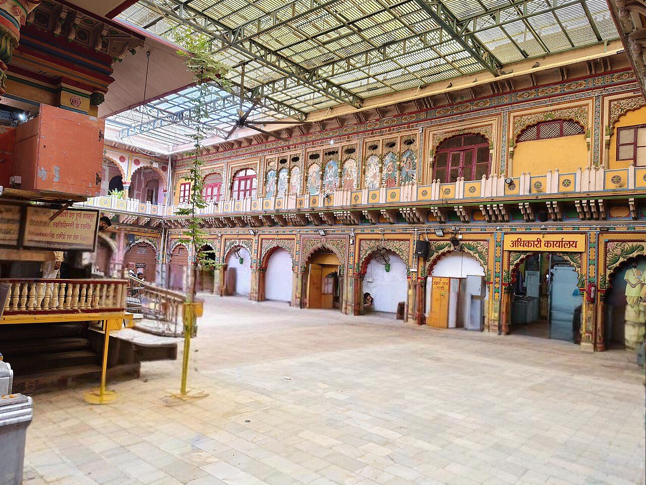 Dwarkadhish Temple Mathura
