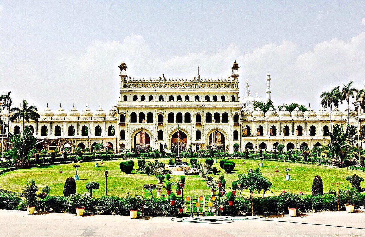 Lucknow in 2 Days: Imambaras, the Residency and Nawabi Food