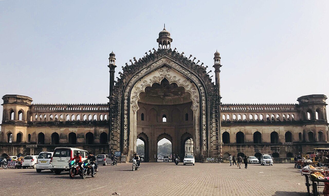 Rumi Darwaza