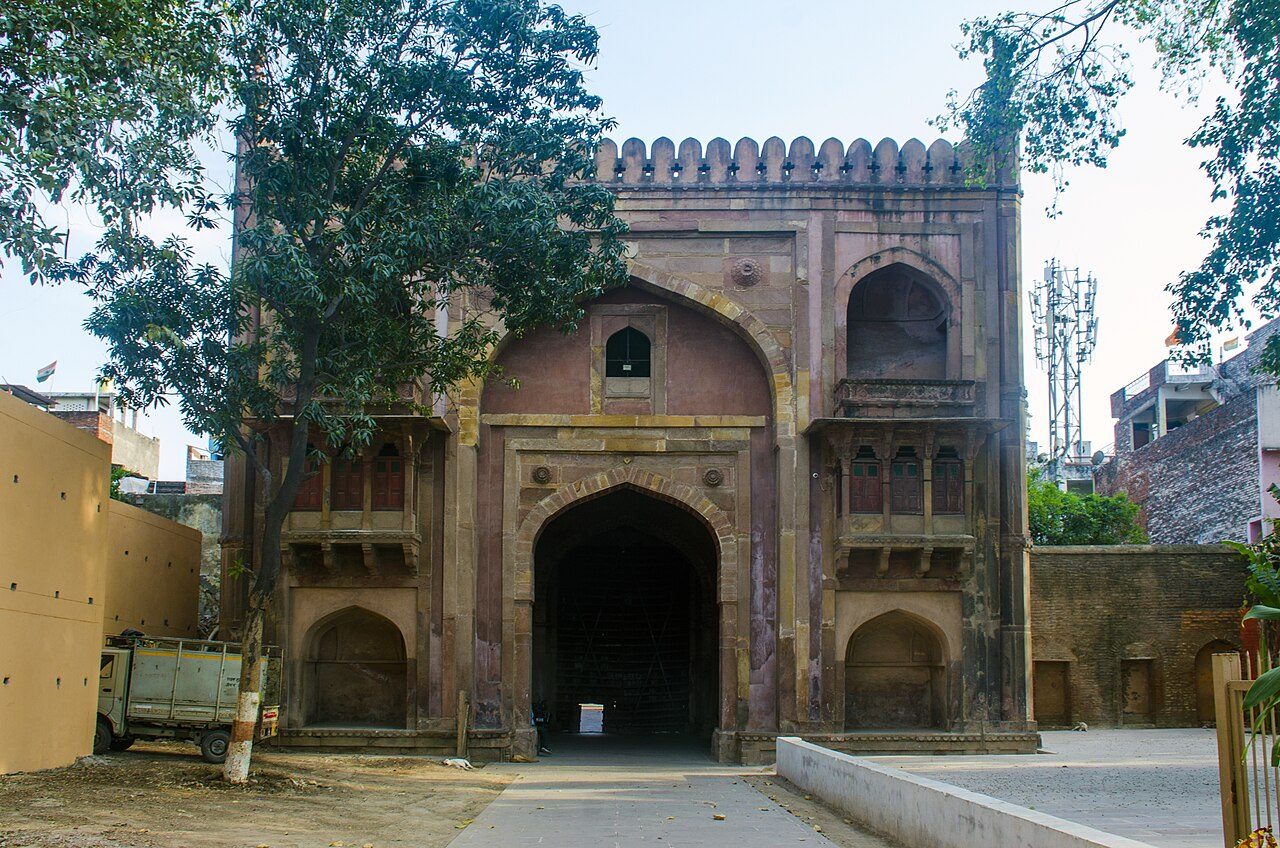 Khusro Bagh