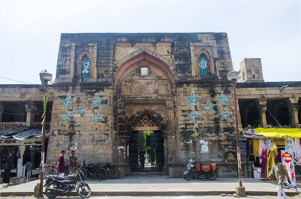 Atala Masjid