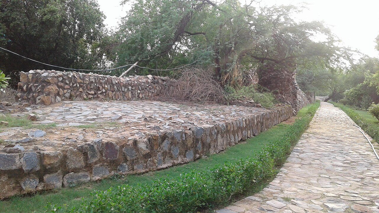 Siri Fort
