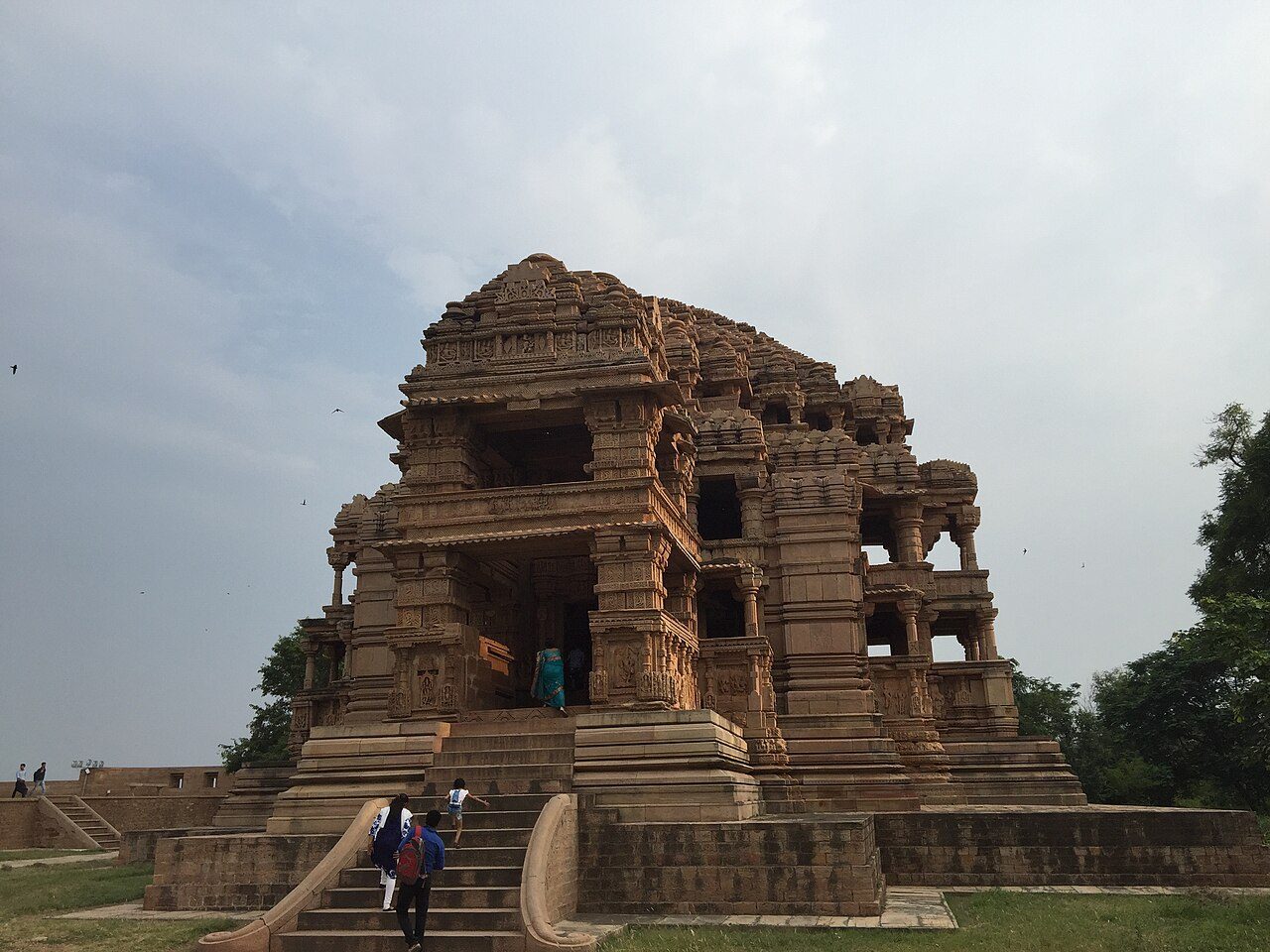 Sas Bahu Temple